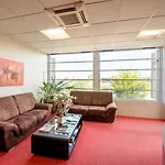 فندق Cit'hotel Talencia ثوارس