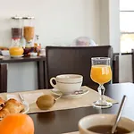 Cit'hotel Talencia فندق ثوارس
