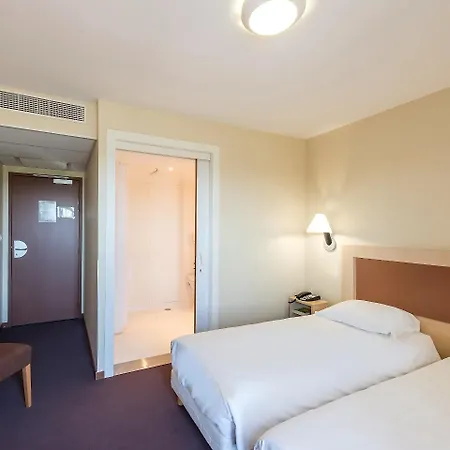 Cit'hotel Talencia תוארס