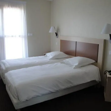 Cit'hotel Talencia 3* תוארס