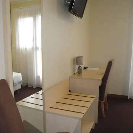 Hotel Cit'hotel Talencia Thouars
