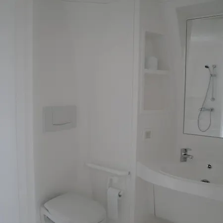 מלון Cit'hotel Talencia 3*